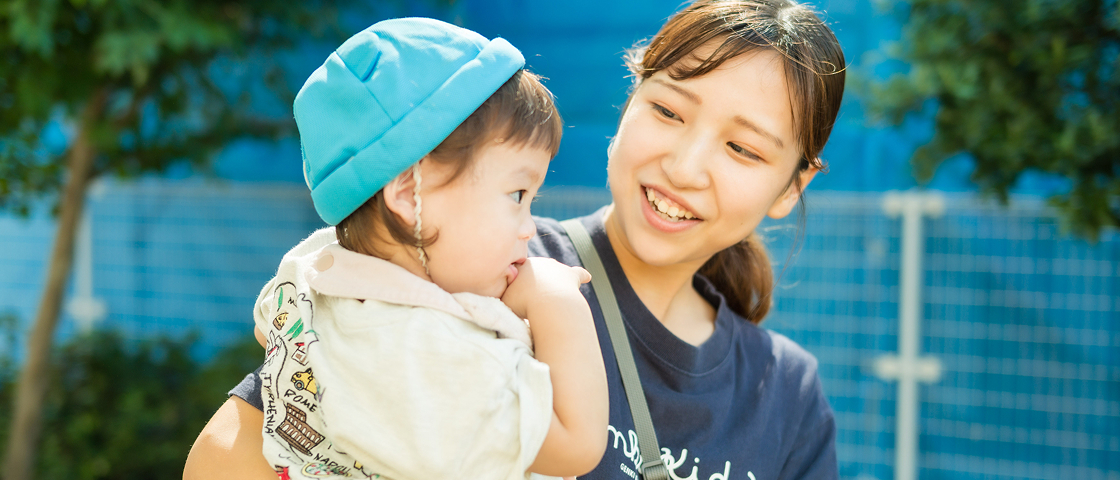 保育士の仕事風景