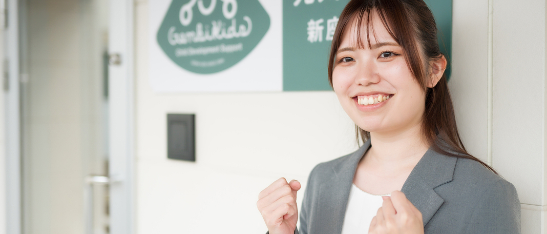 新人スタッフの仕事風景