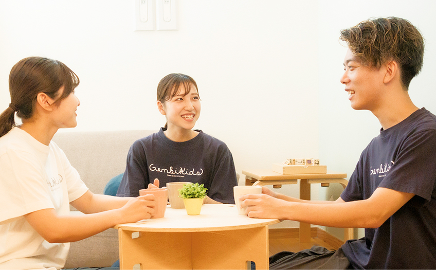 午睡の補助や休憩