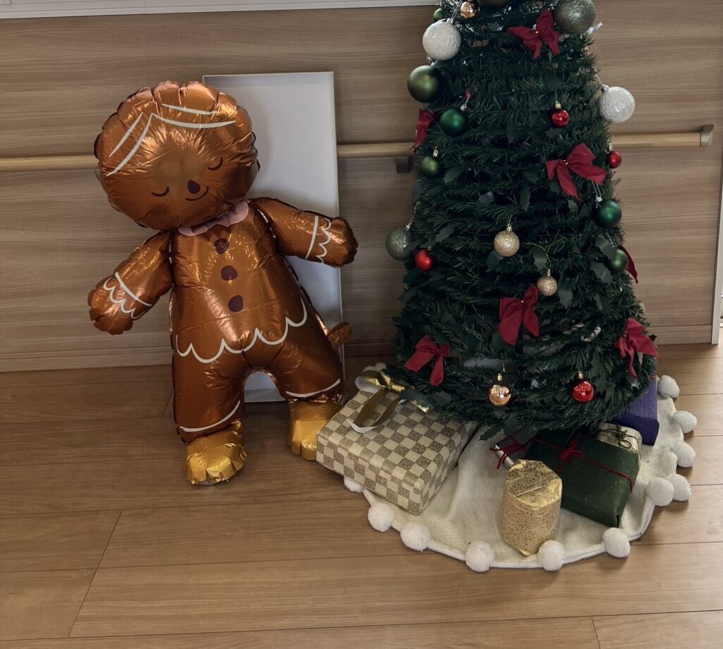 もうすぐクリスマス🎄施設内もクリスマス模様に🎅